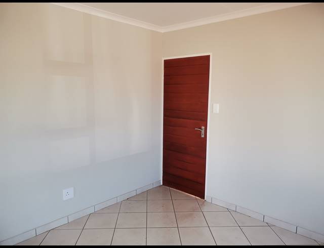 2 BEDROOM SECTIONAL TITLE FOR SALE IN BRAKPAN NORTH